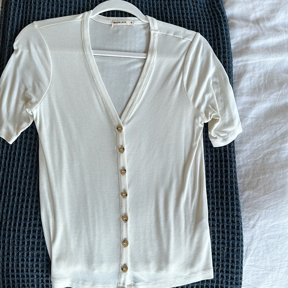 Cream ribbed button short sleeve shirt